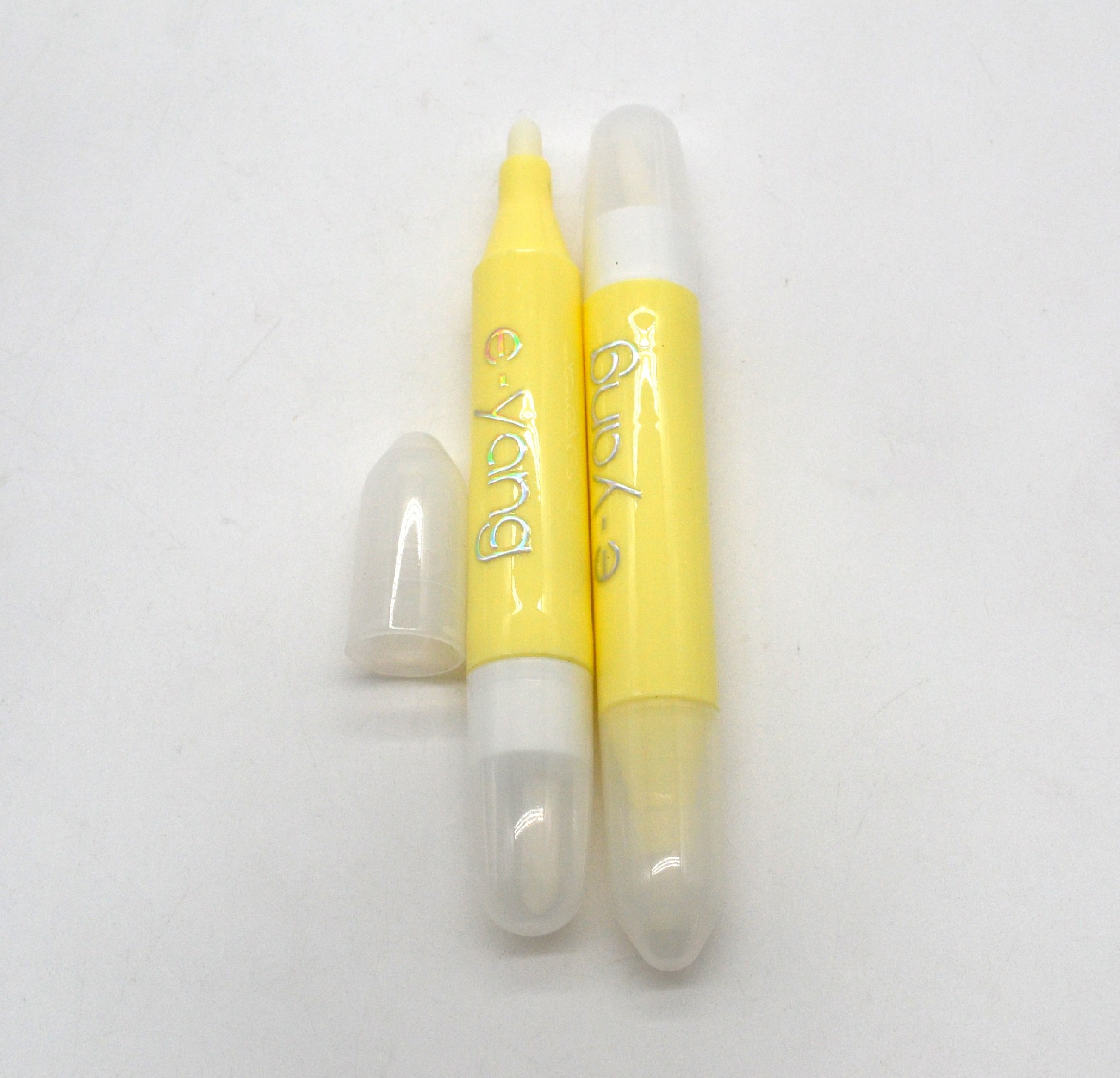 Nail removal pen